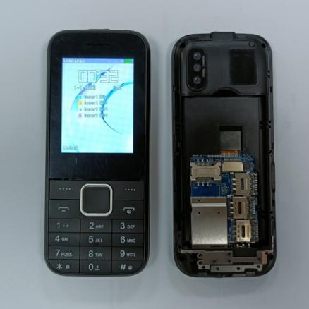 Triple sim slot keypad mobile phone