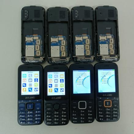 four quad sim slot mobile phone